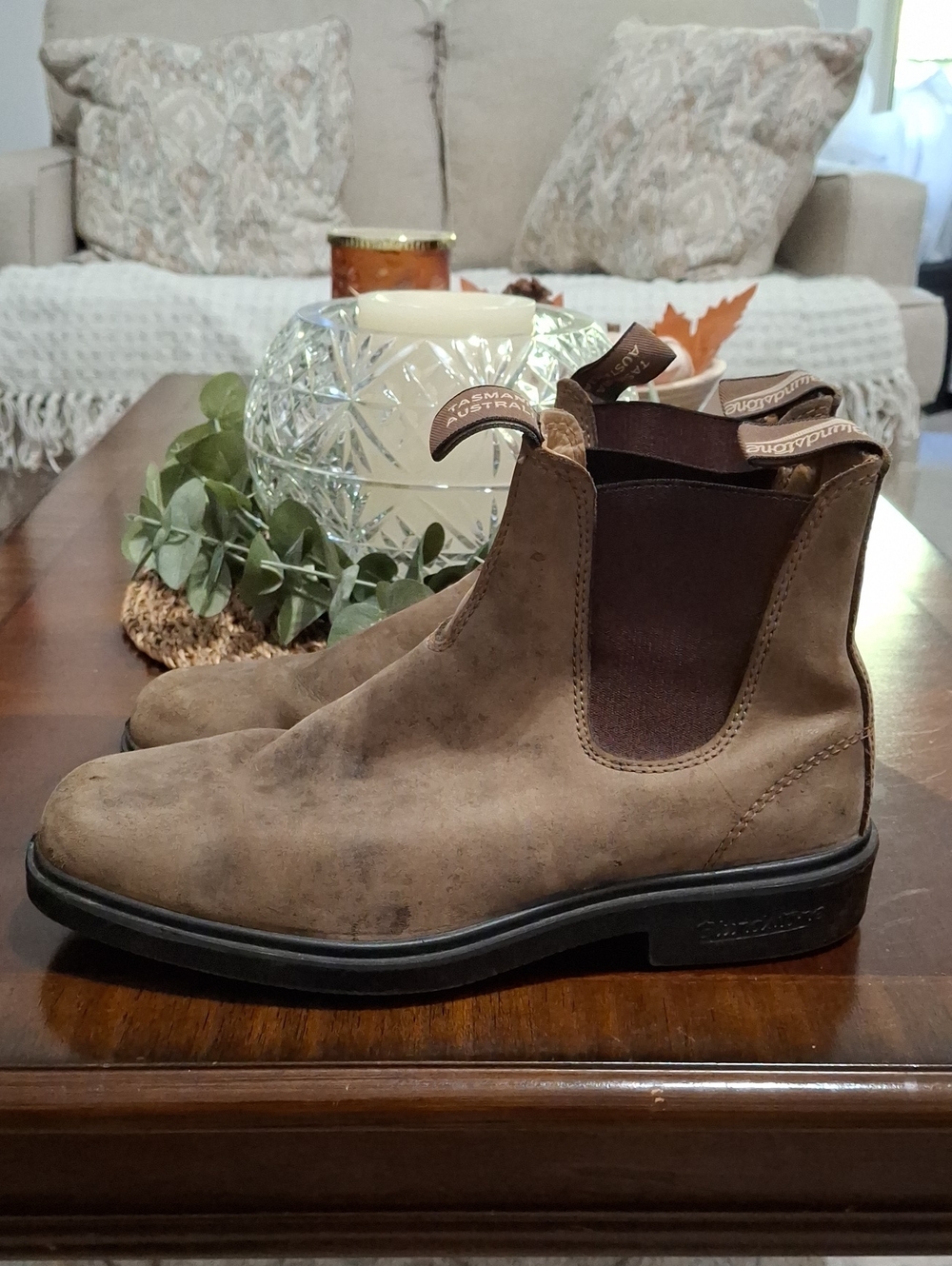 Blundstone Men's Chukka Boots in Brown Suede Leather Size 9/ U.S. 10 Outdoor